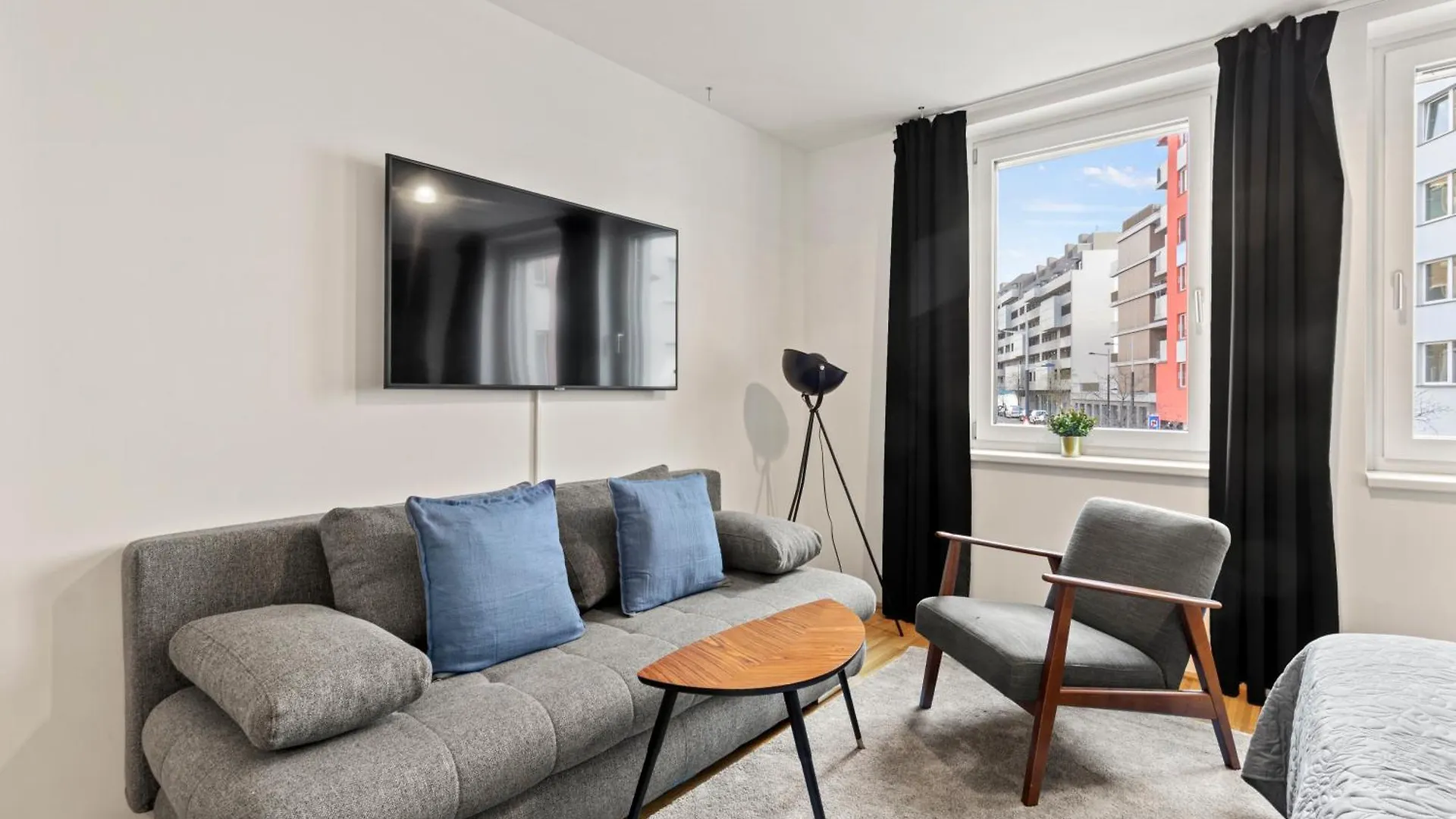 Appartamento At Central Station I 3 Minutes To Shopping Street I High Speed Wifi Vienna